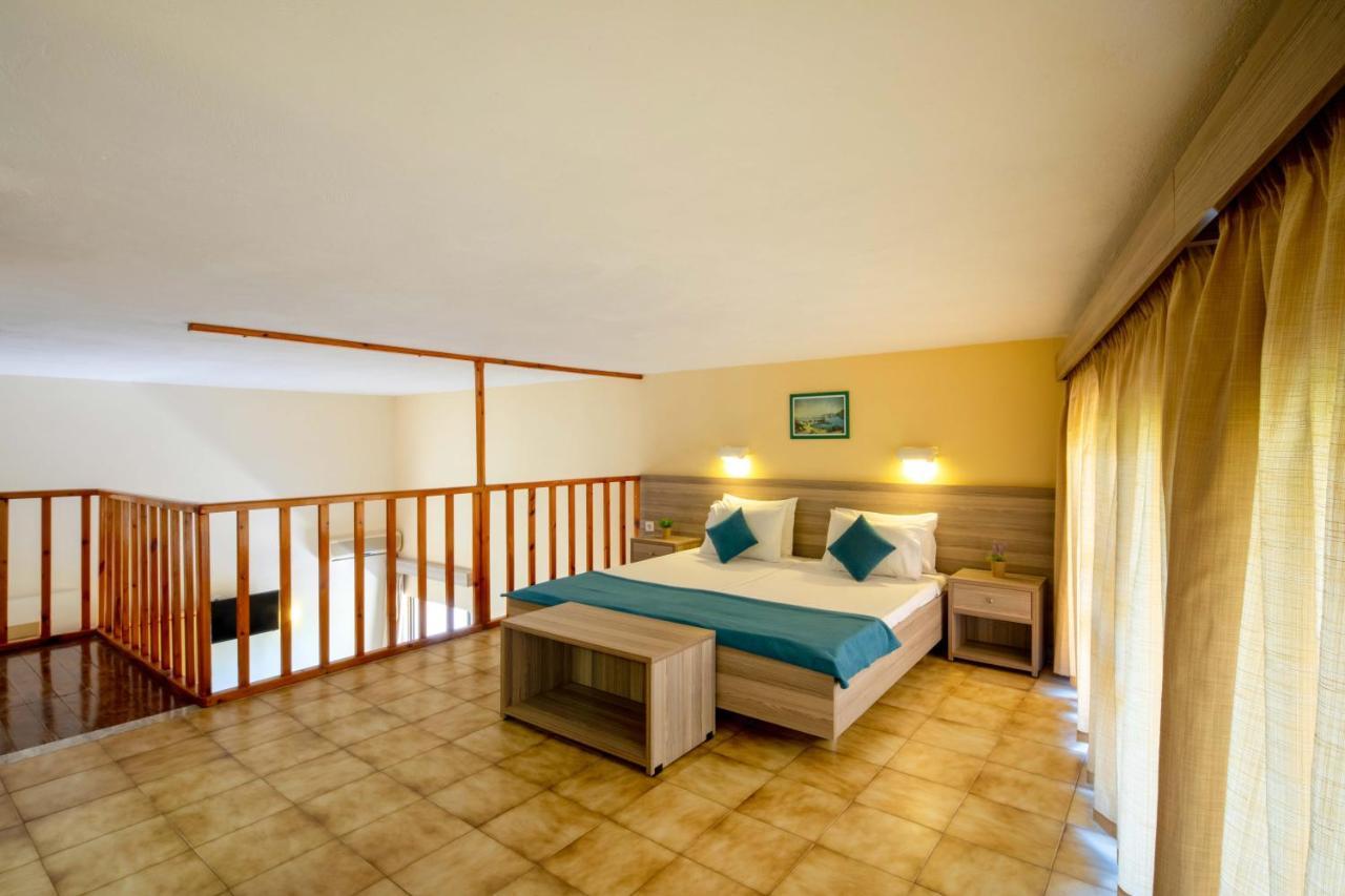 Hotel Rossis Μεσογγή Εξωτερικό φωτογραφία