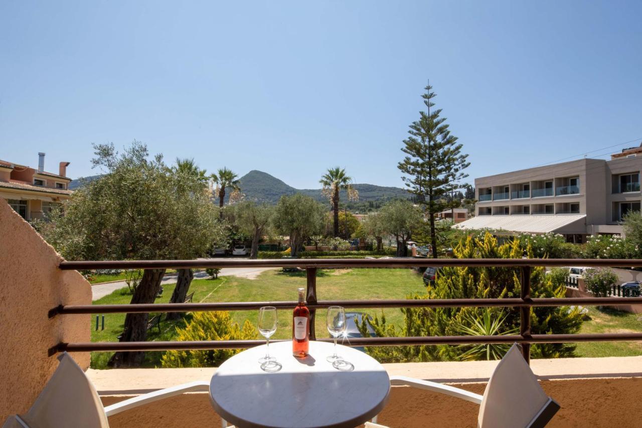 Hotel Rossis Μεσογγή Εξωτερικό φωτογραφία