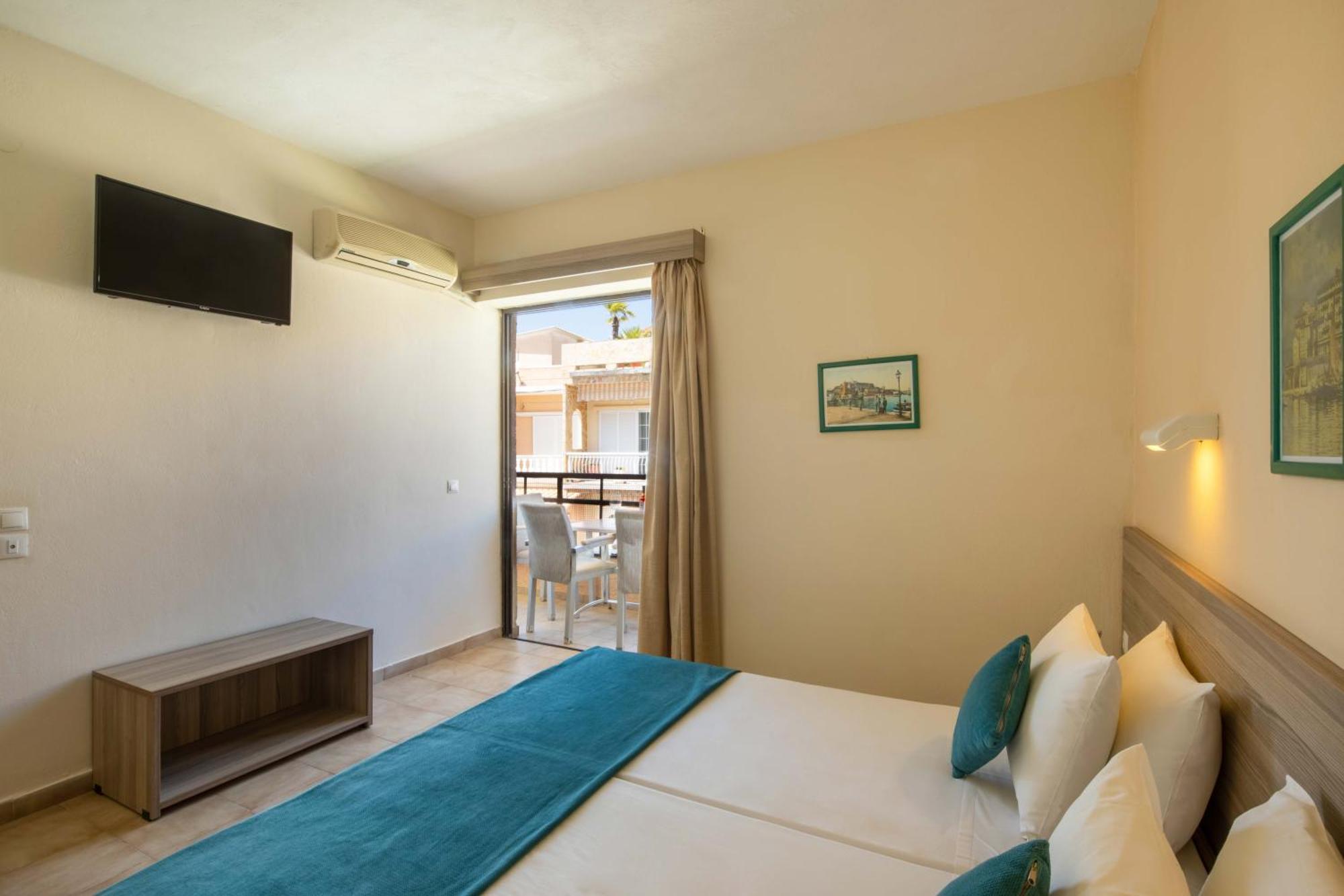 Hotel Rossis Μεσογγή Εξωτερικό φωτογραφία